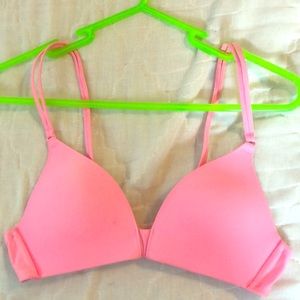 Victoria Secret V plunge bra